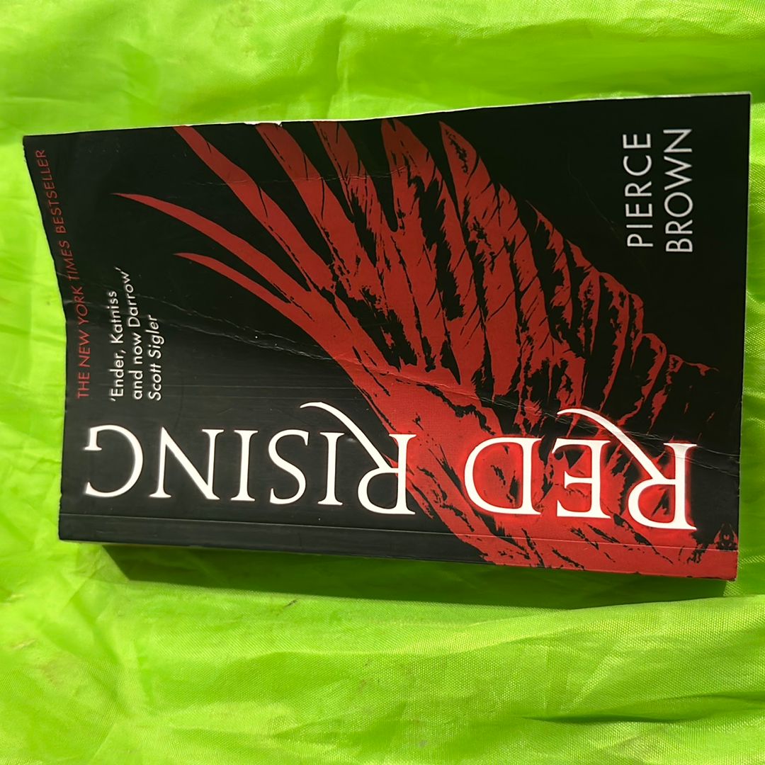 Red Rising by Pierce Brown, Paperback | Pangobooks