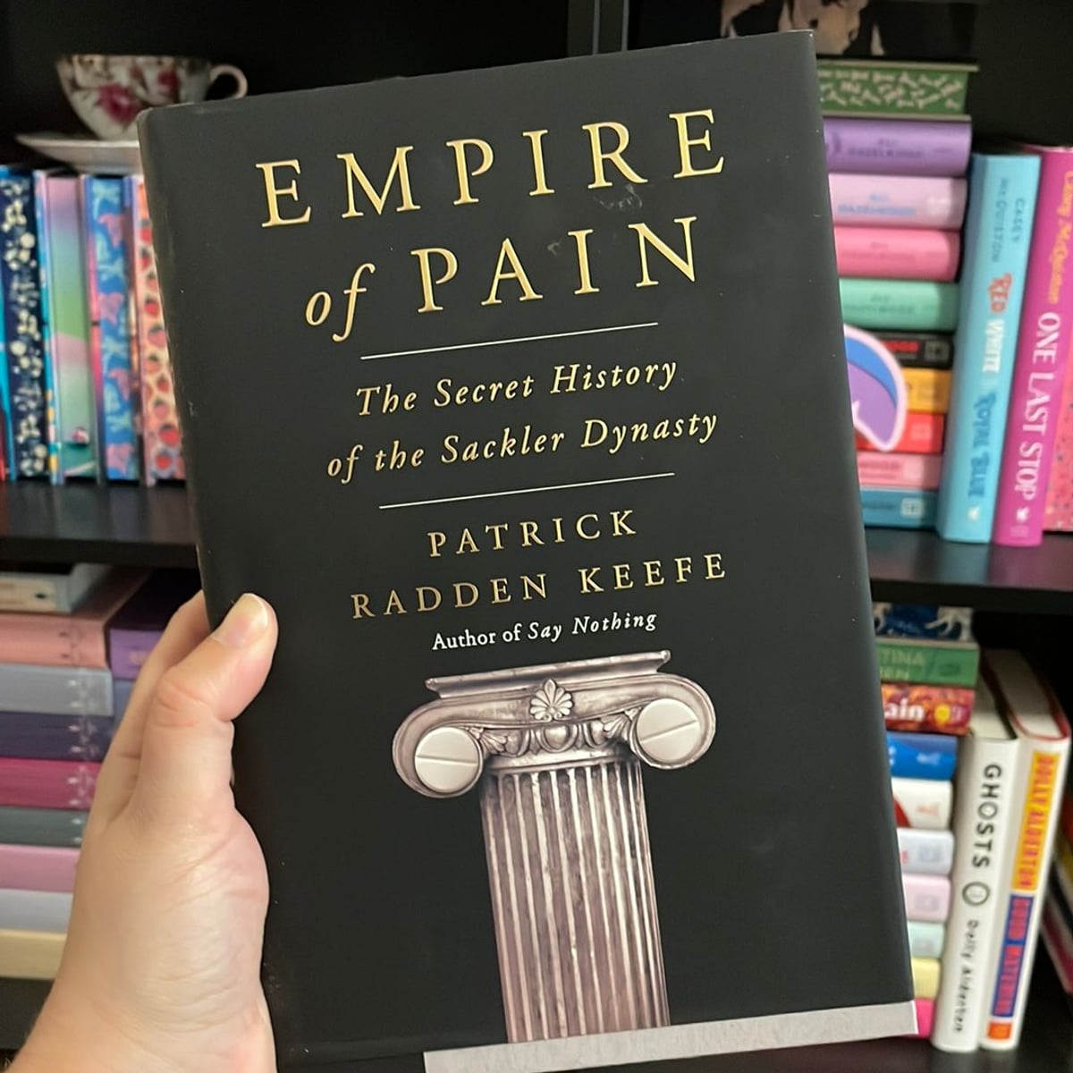 Empire of Pain by Patrick Radden Keefe, Hardcover | Pangobooks