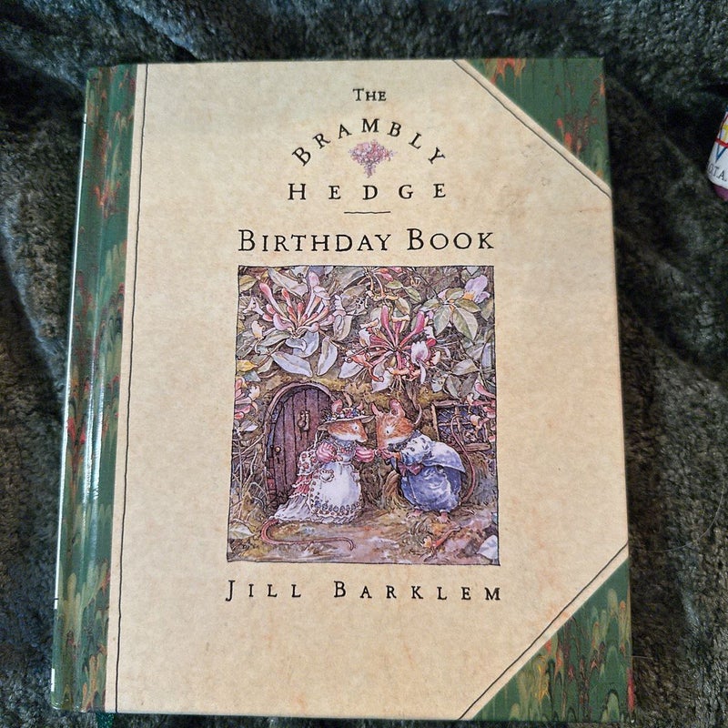 The Brambly Hedge Birthday Book