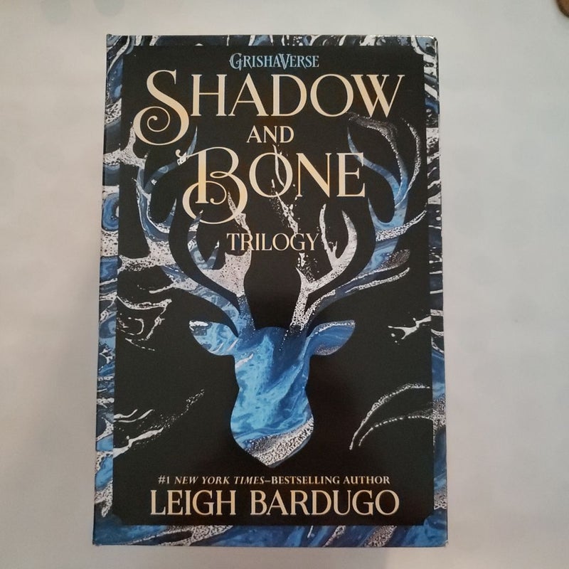 The Shadow and Bone Trilogy Boxed Set