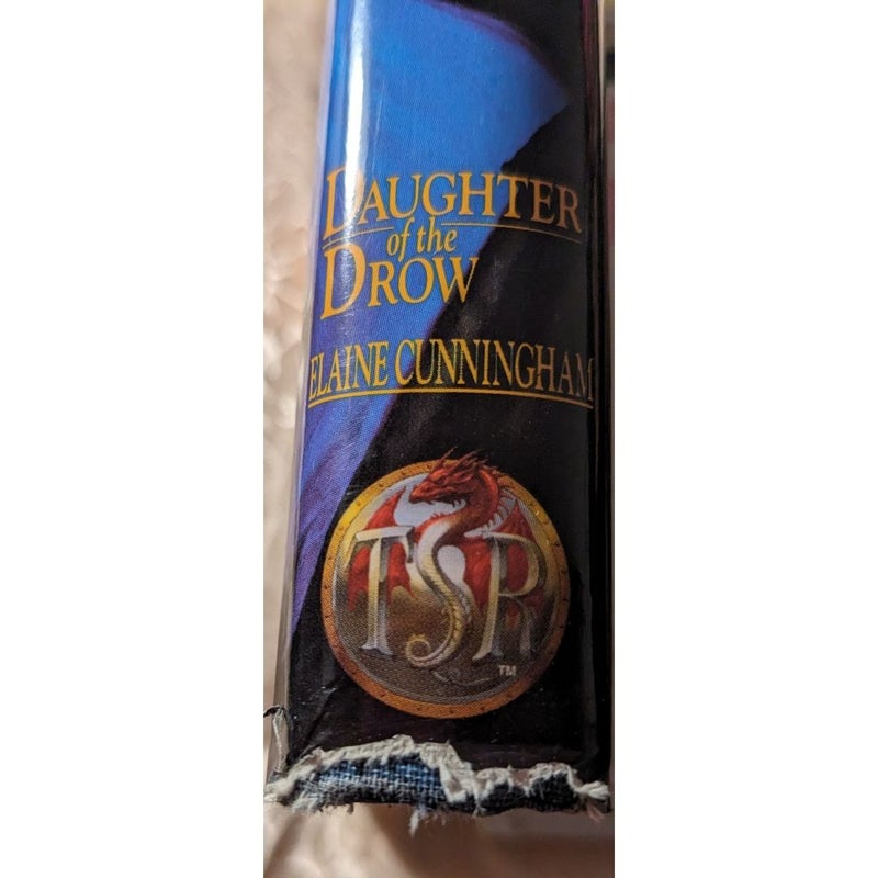 Forgotten Realms Daughter of the Drow Hardback by Elaine Cunningham ...