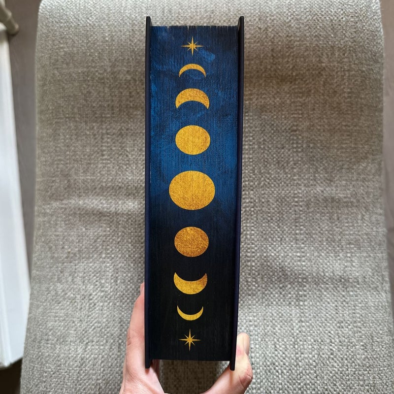 Crescent City (Fairyloot Exclusive Editions)