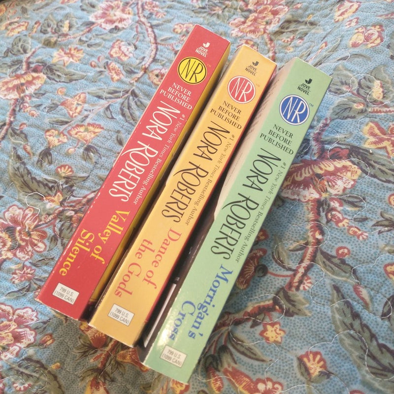 The Circle Trilogy, Set of 3 (Bundle)