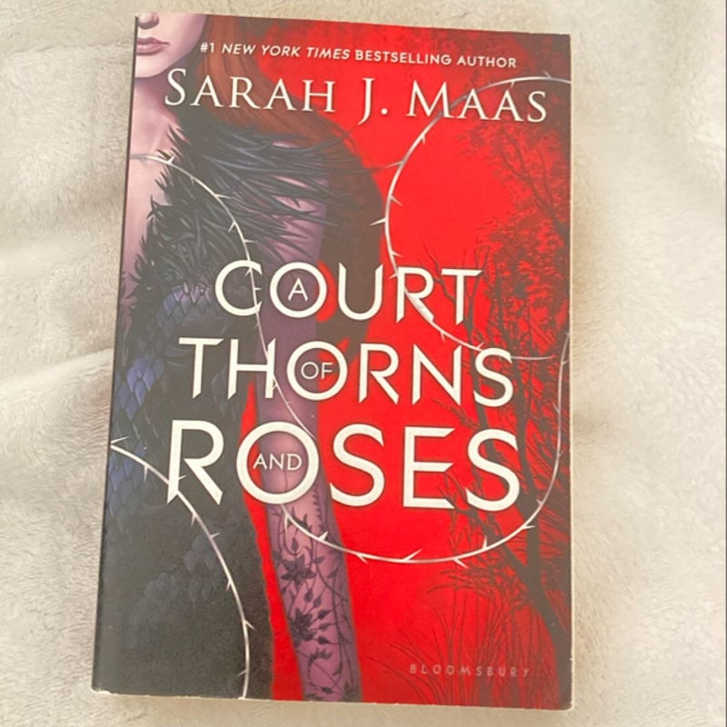 A Court of Thorns and Roses OOP