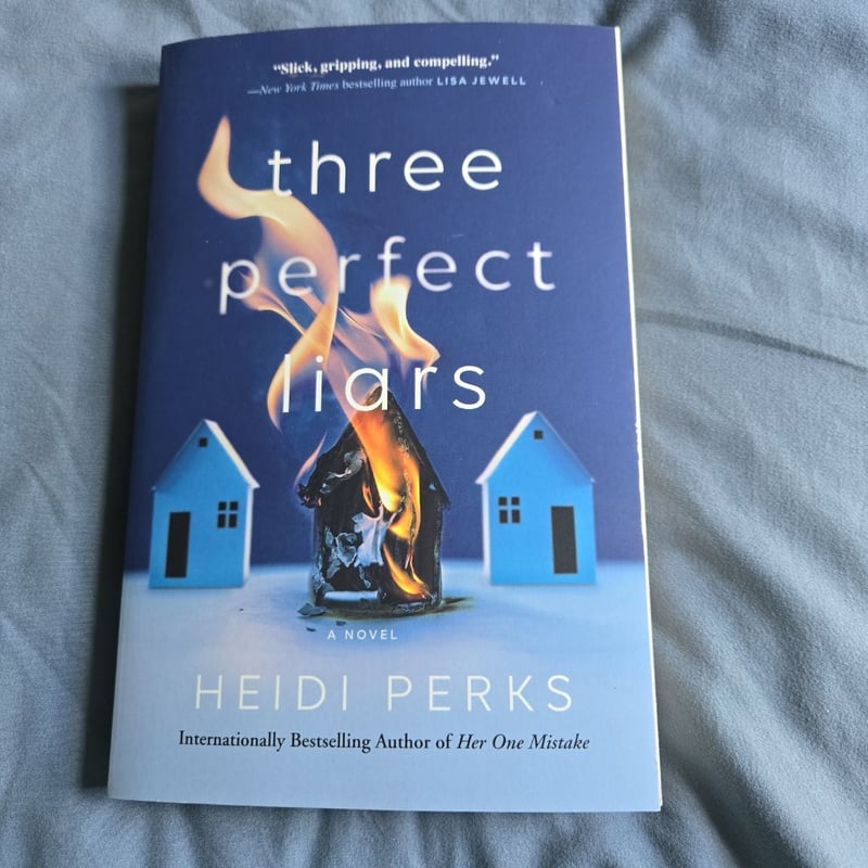 Three Perfect Liars by Heidi Perks, Paperback | Pangobooks