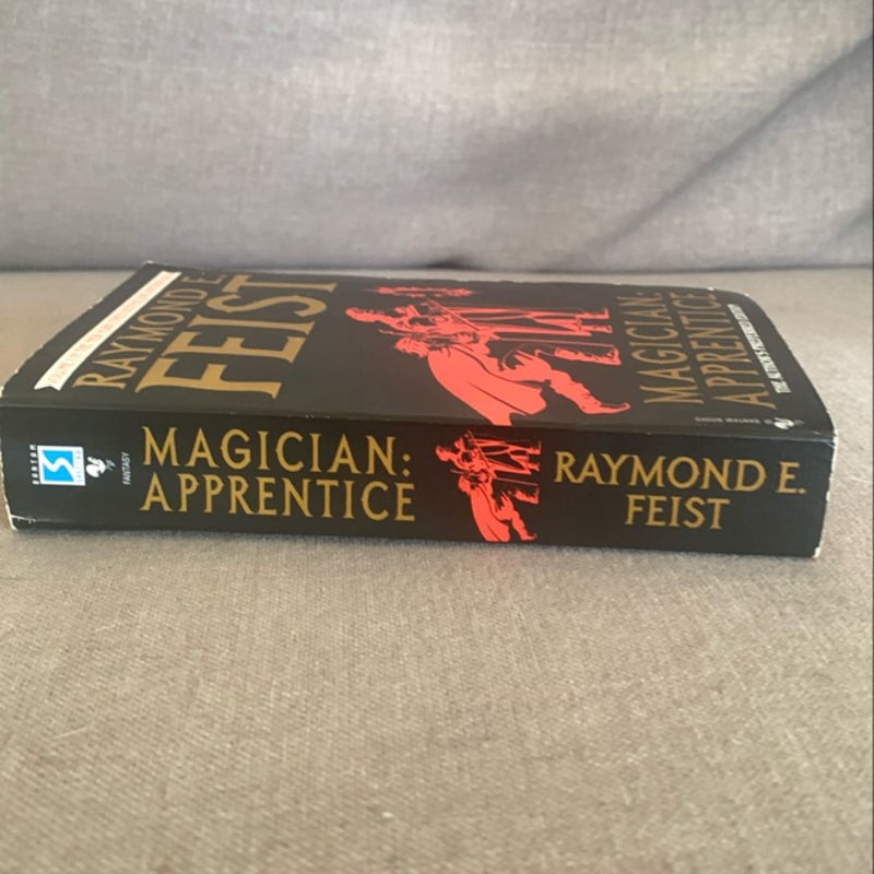 MAGICIAN: APPRENTICE- Mass Market Paperback