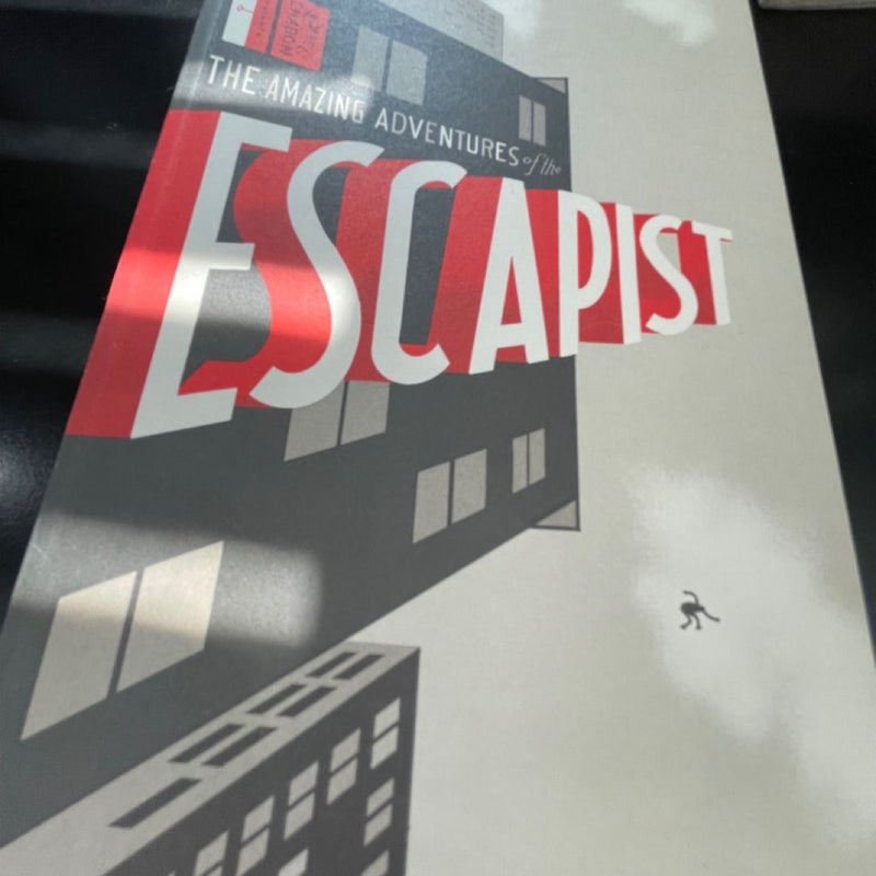 Michael Chabon Presents... the Amazing Adventures of the Escapist Volume 1