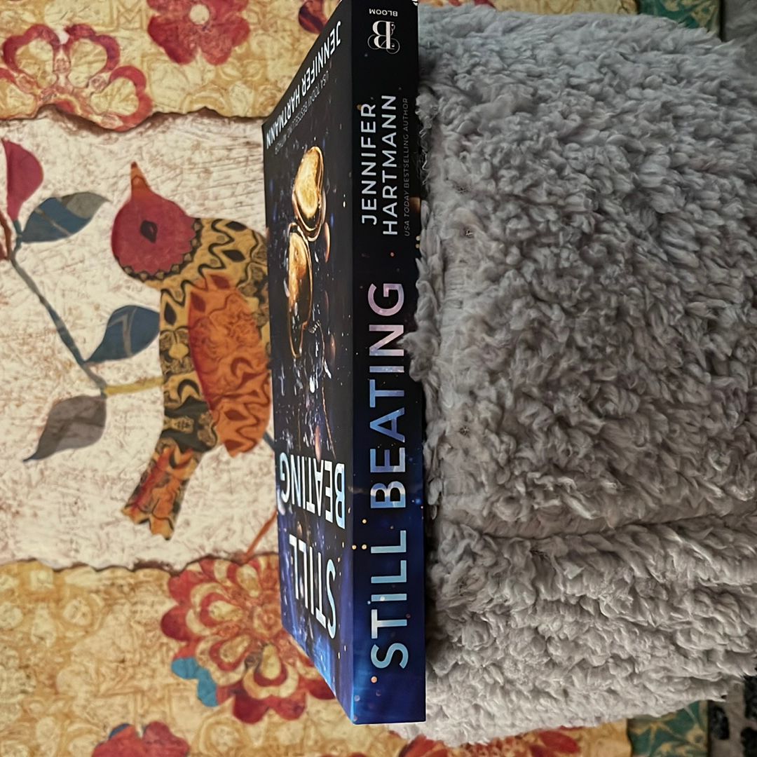 Still Beating by Jennifer Hartmann, Paperback Pangobooks