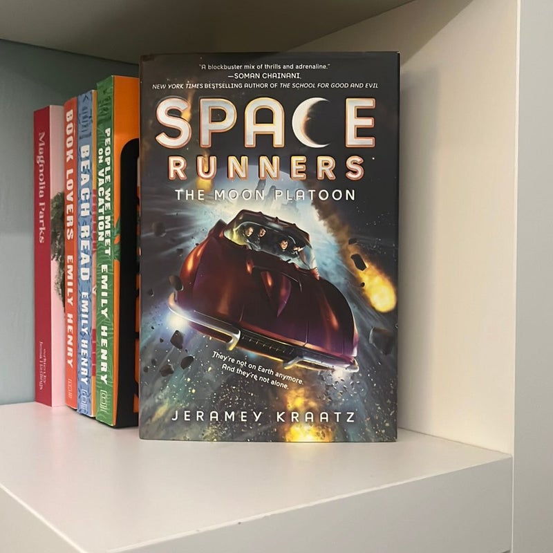 Space Runners #1: the Moon Platoon