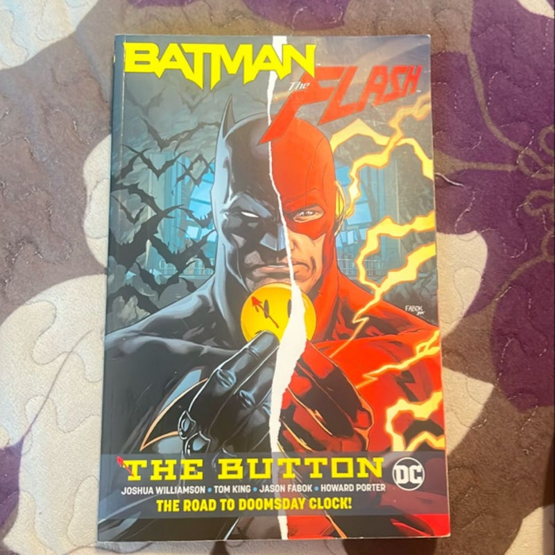 Batman/the Flash: the Button Deluxe Edition