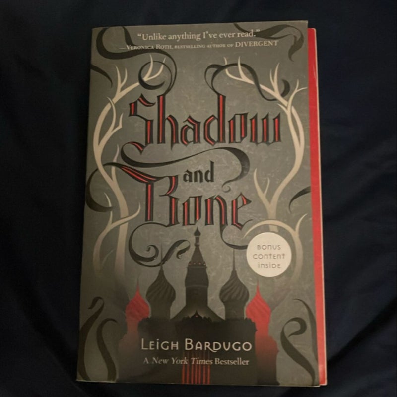 Shadow and Bone (OUT OF PRINT COVER)