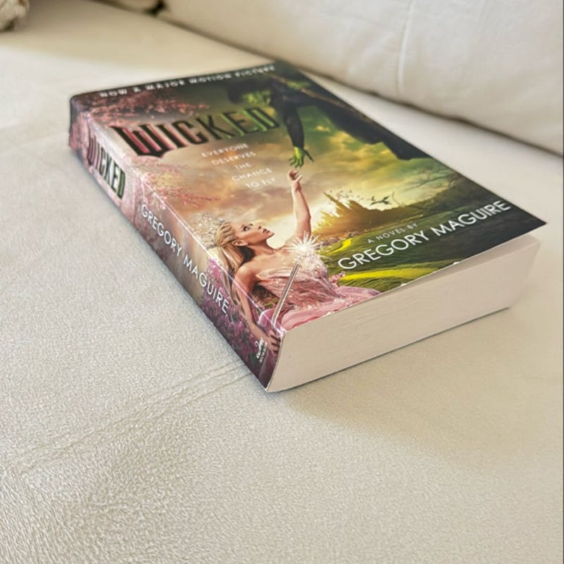 Wicked [Movie Tie-In]