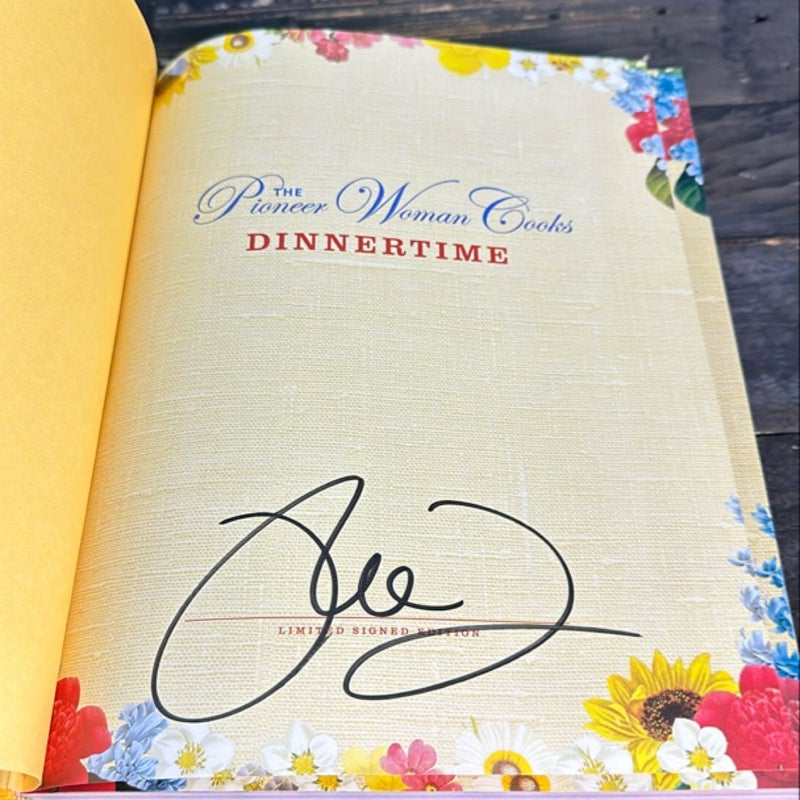 The Pioneer Woman Cooks (signed 1st edition) 