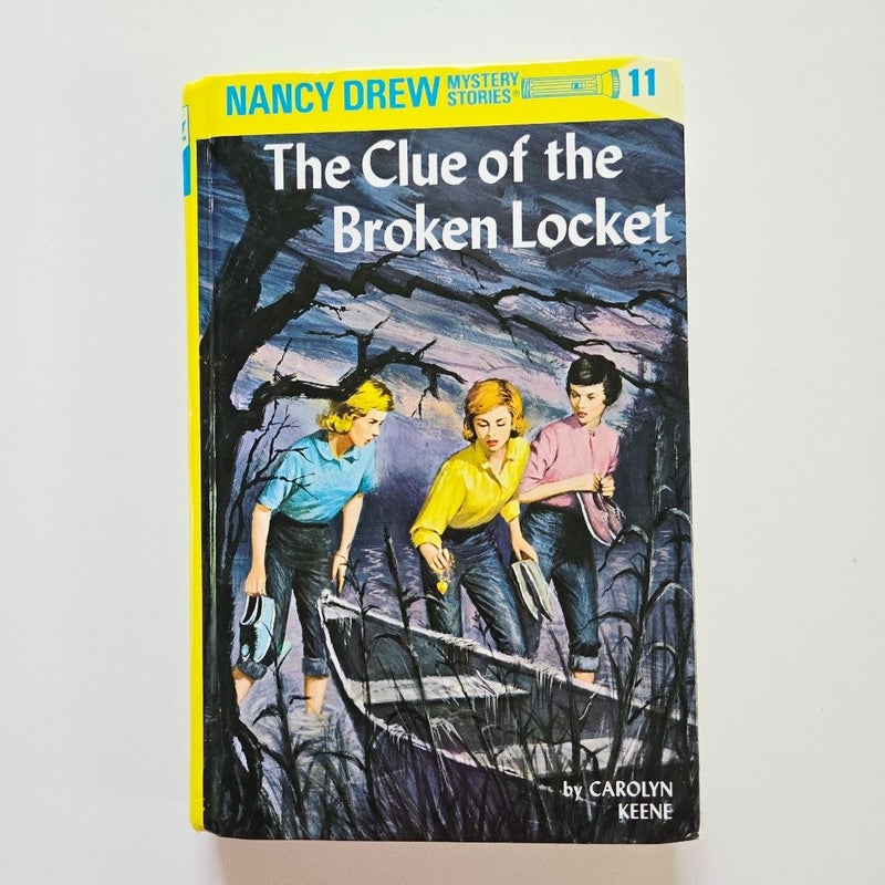 Nancy Drew 11: the Clue of the Broken Locket