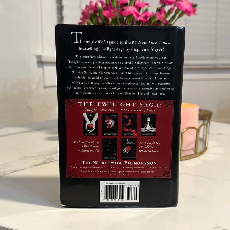 The Twilight Saga: the Official Illustrated Guide