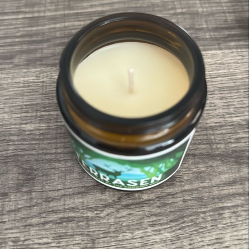 Throne of glass candle