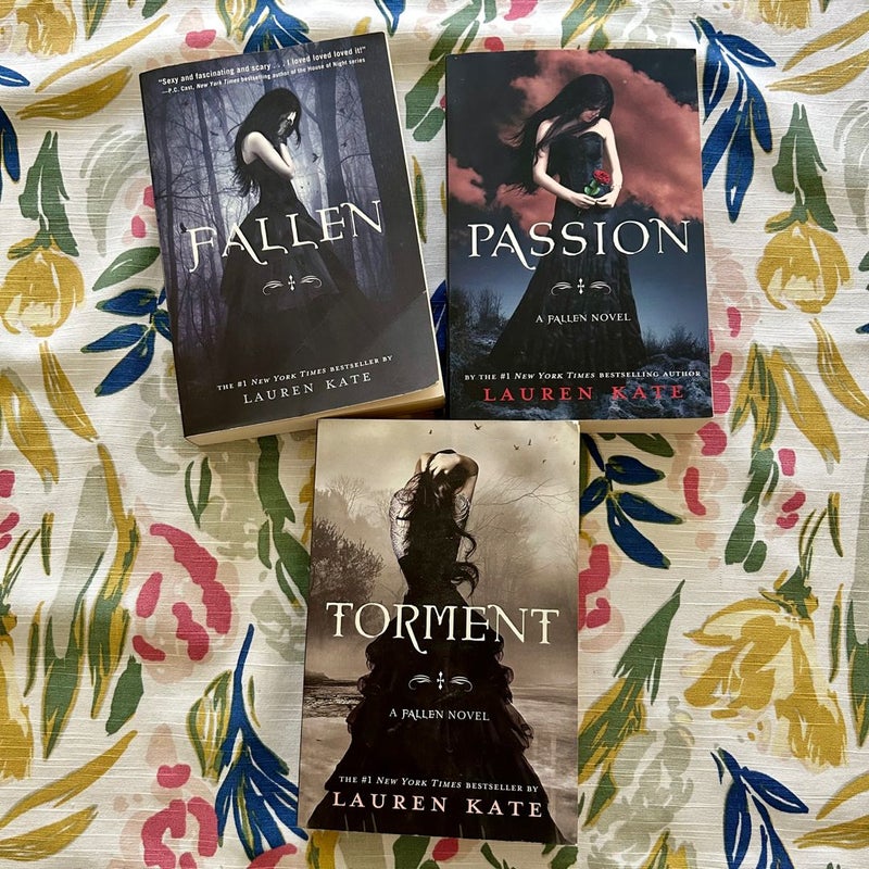 Fallen books 1-3 bundle