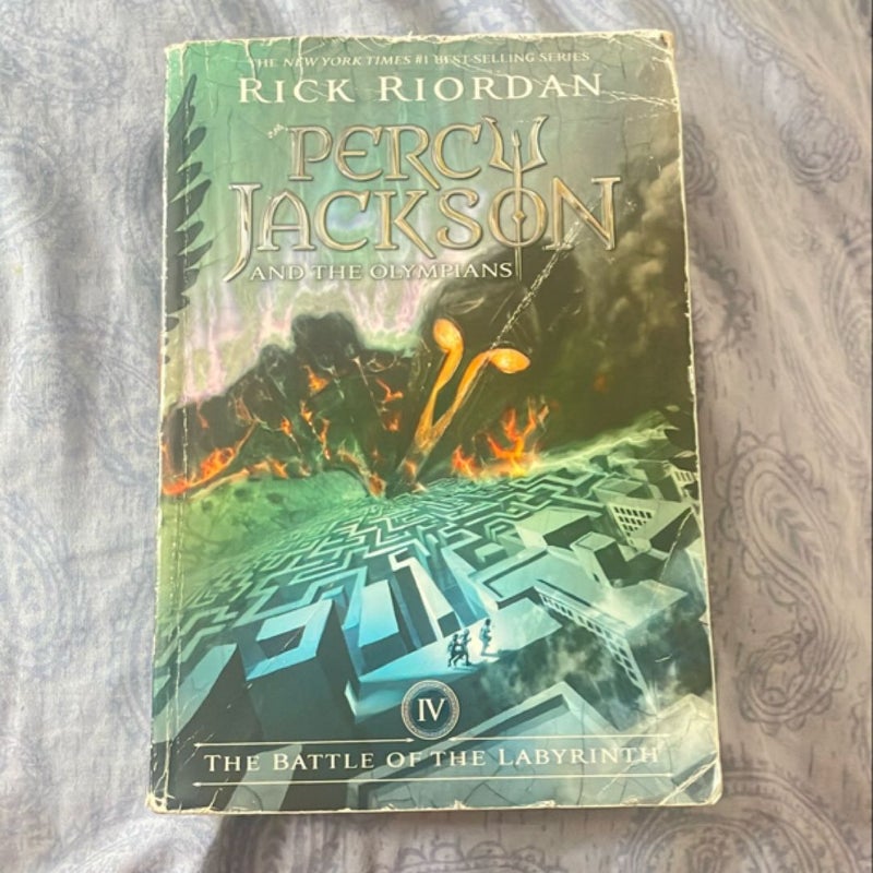 Percy Jackson and the Olympians, Book Four the Battle of the Labyrinth (Percy Jackson and the Olympians, Book Four)