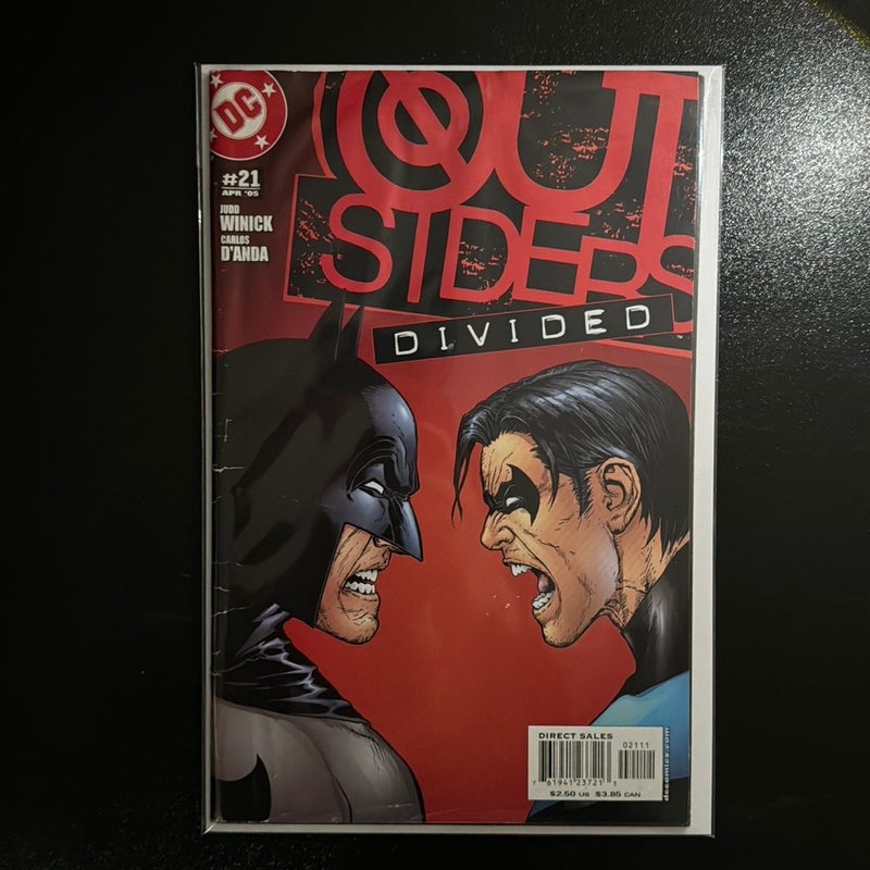 Outsiders Divided # 21 April 2009 DC Comics