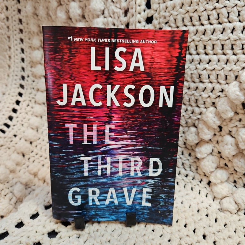 The Third Grave 
