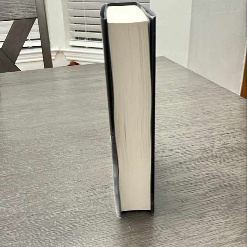 Waterstones Onyx Storm Standard Edition 