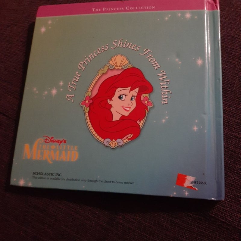Disney Princess Scholastic - Watch Out, Ariel! (Hardcover)