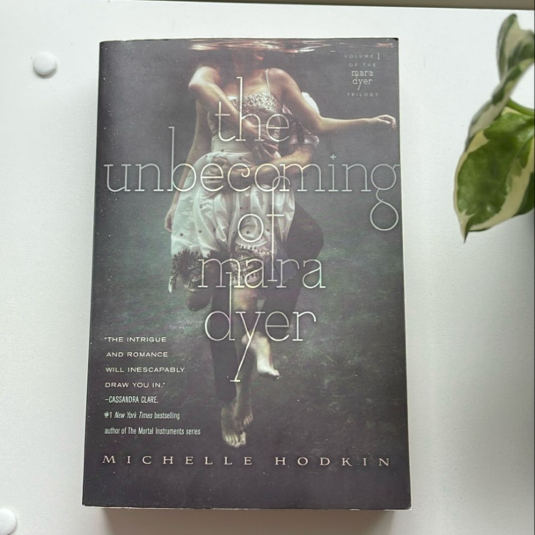 The Unbecoming of Mara Dyer