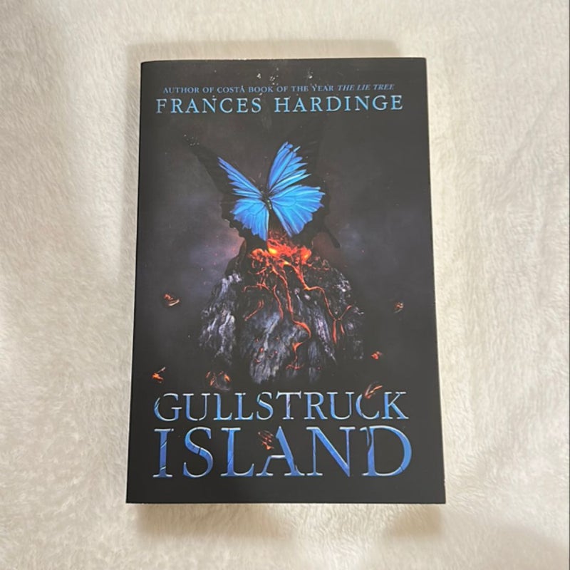 Gullstruck Island