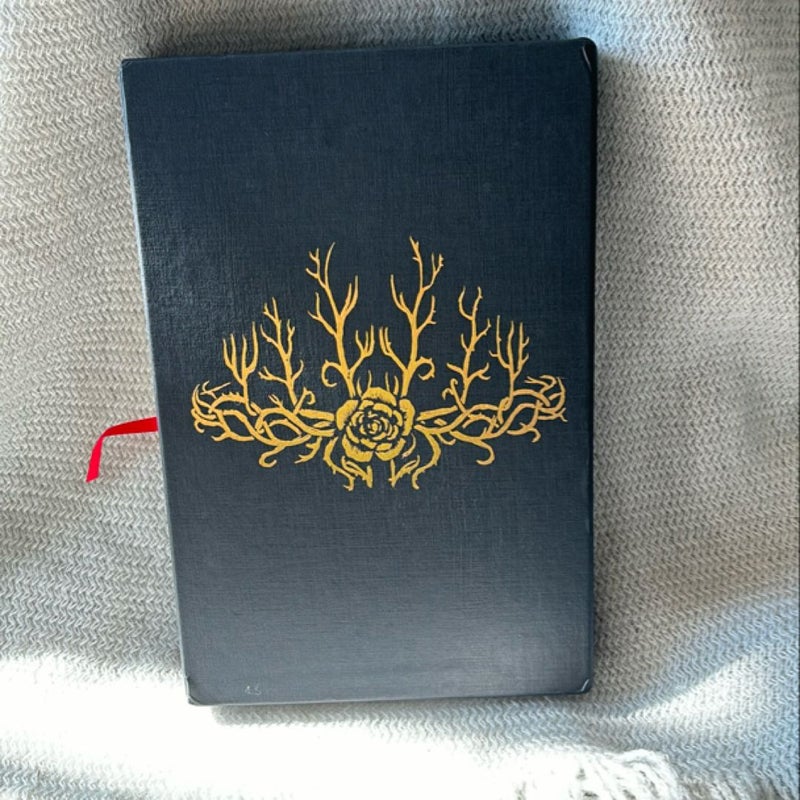 A Court of Thorns and Roses Collector's Edition