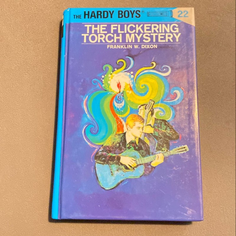 Hardy Boys 22: the Flickering Torch Mystery