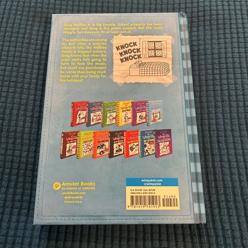 Cabin Fever (Diary of a Wimpy Kid #6)