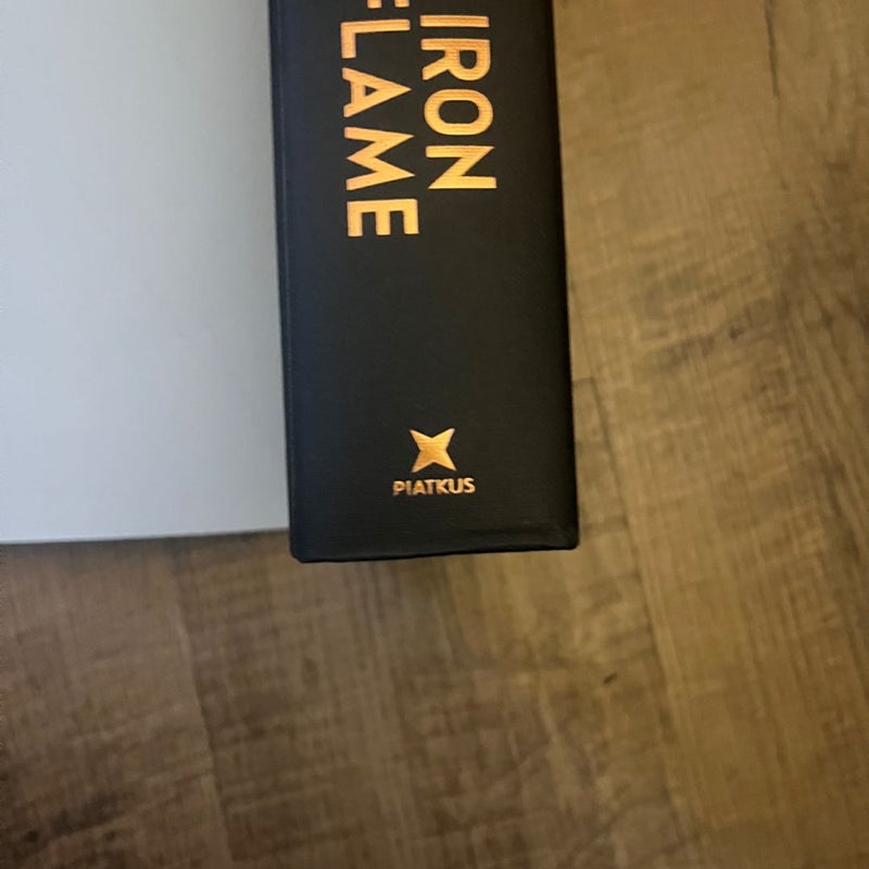 Fourth wing & iron flame waterstone edition 