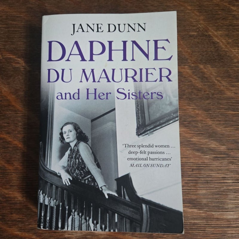 Daphne du Maurier and Her Sisters