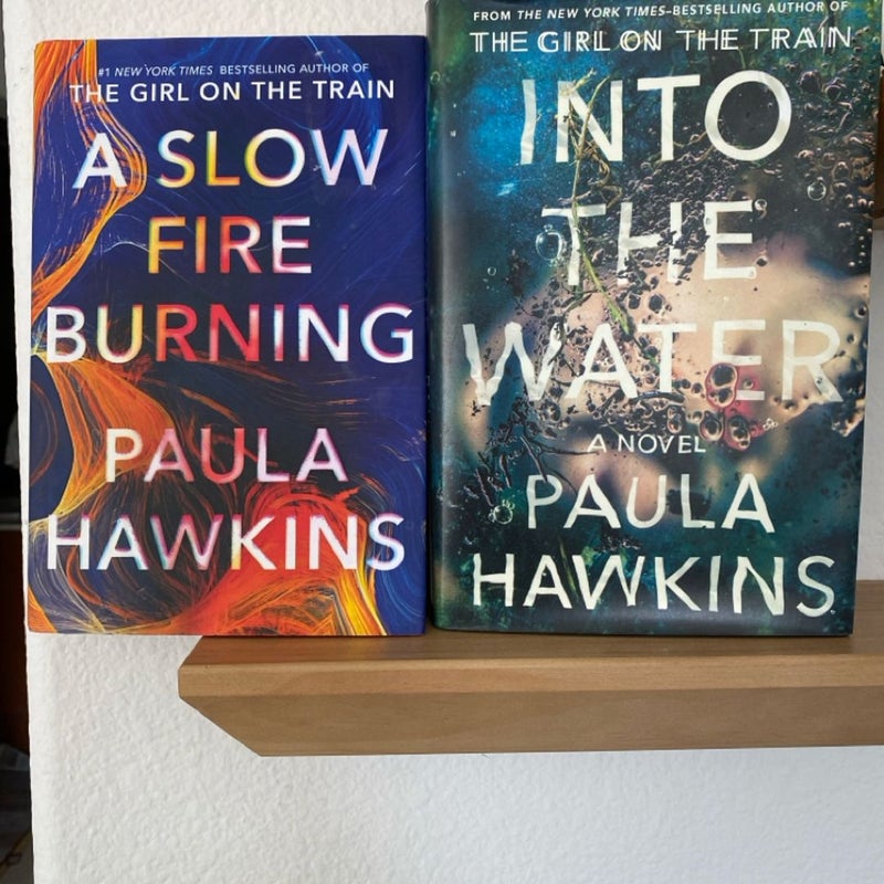 Set of 2 Paula Hawkins books 