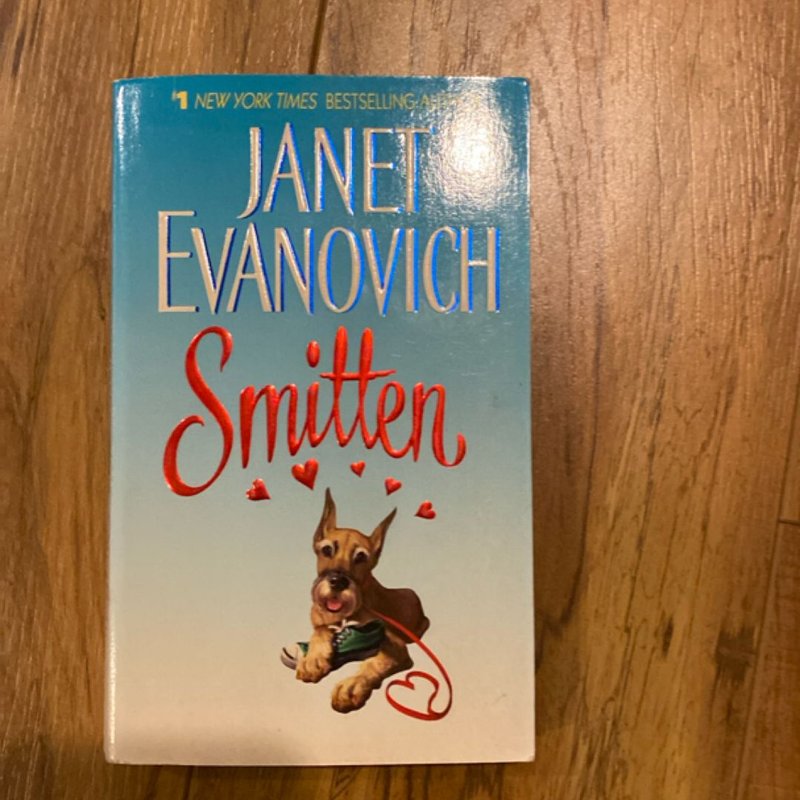 Smitten by , Paperback | Pangobooks