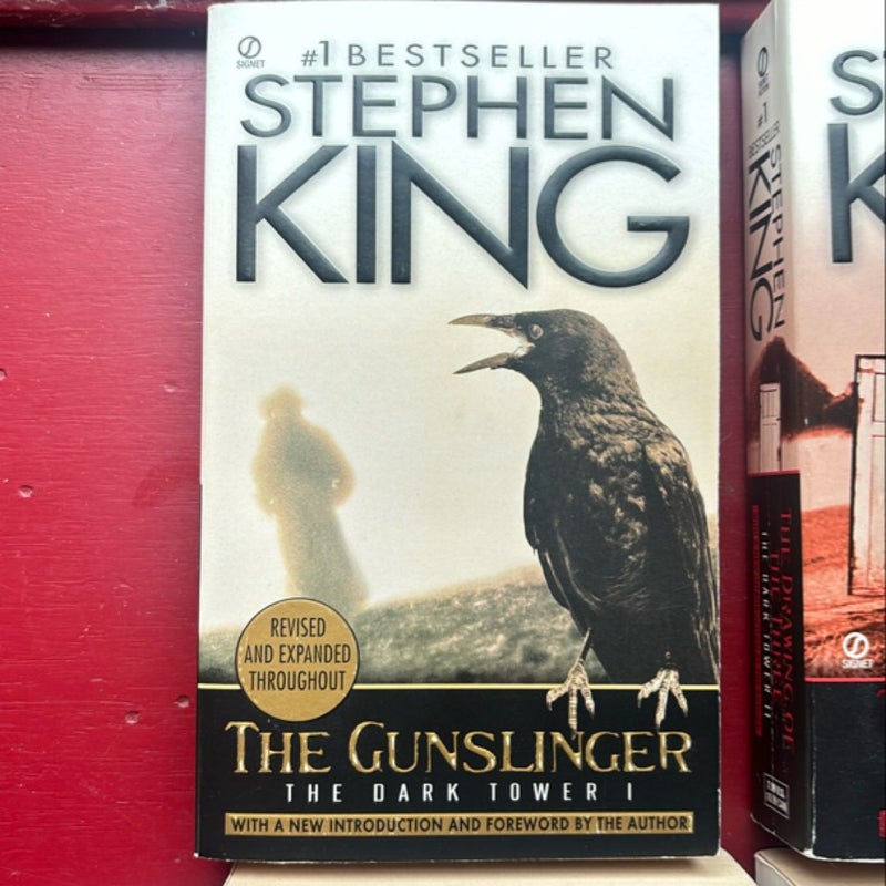 Lot of 4: Dark Tower Series (Book I - IV)