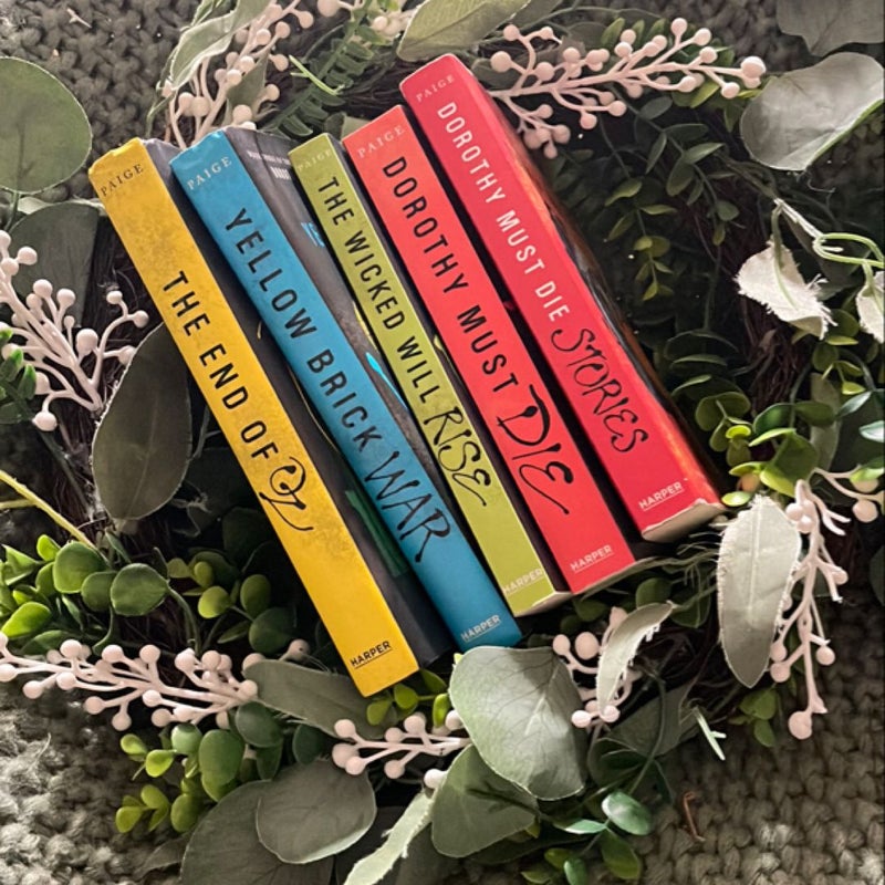 Dorothy Must Die (SET OF 5 BOOKS 📚)