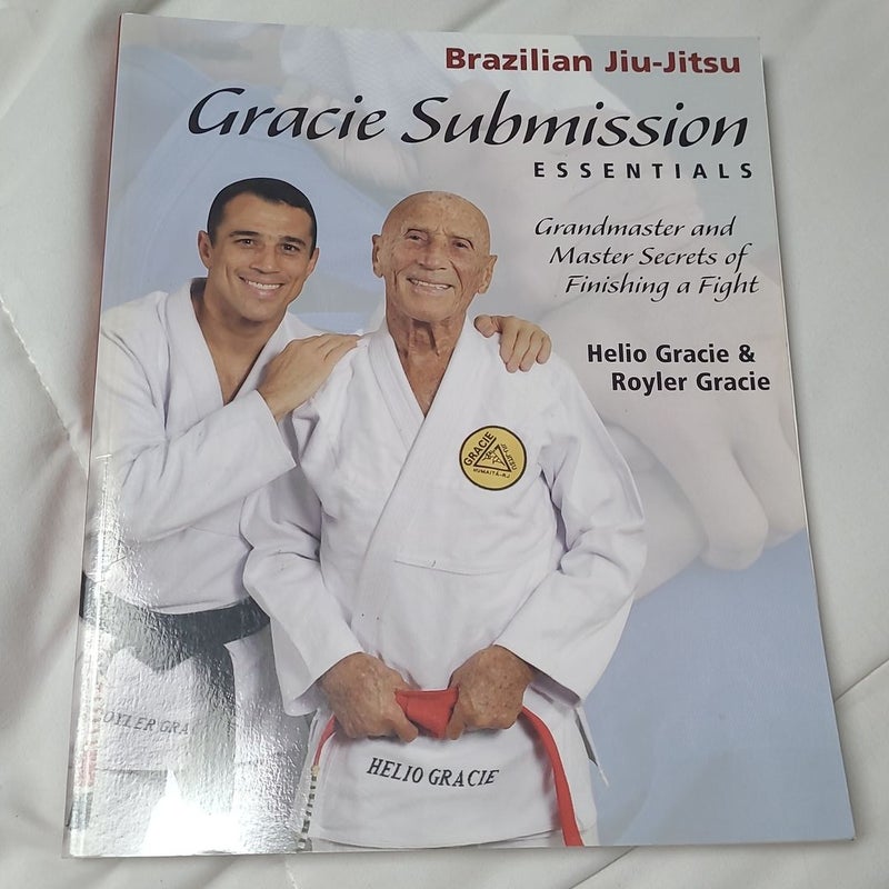 Brazilian Jiu-jitsu Gracie Submission Essentials