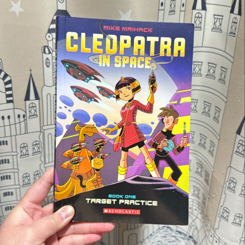 Cleopatra in Space 