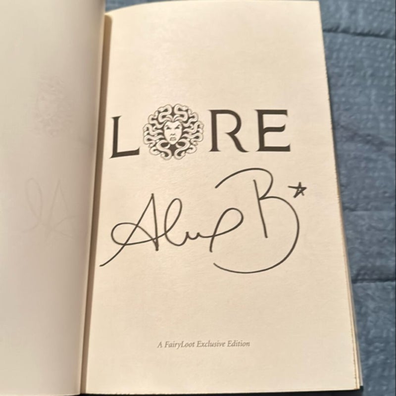 Lore Fairyloot Signed Edition 