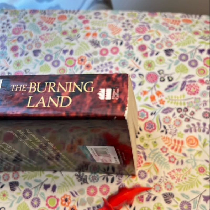 The Burning Land (the Last Kingdom Series, Book 5)