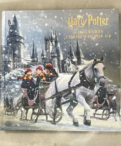 A Hogwarts Christmas Pop-Up
