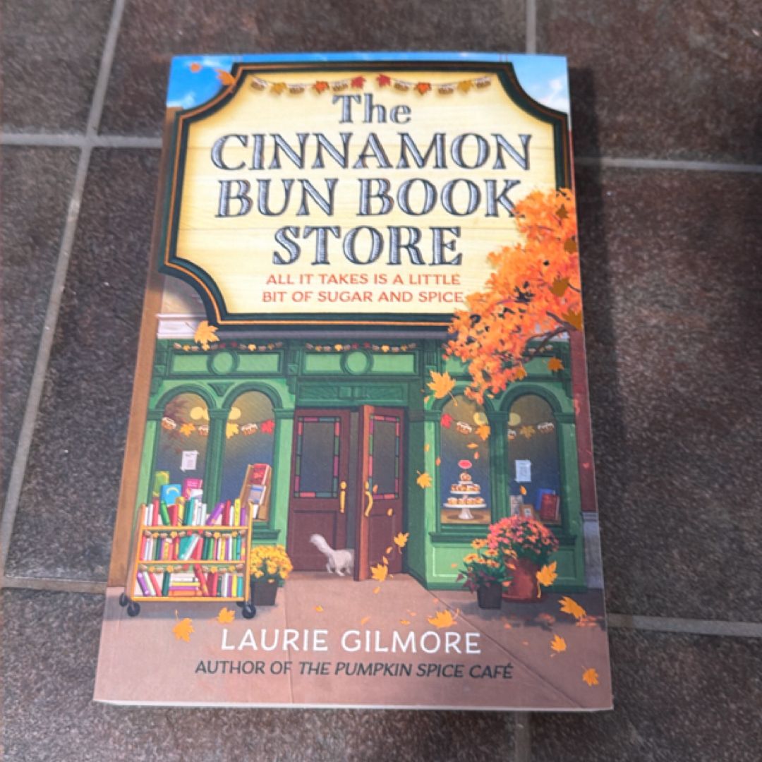 The Cinnamon Bun Book Store (Dream Harbor, Book 2)