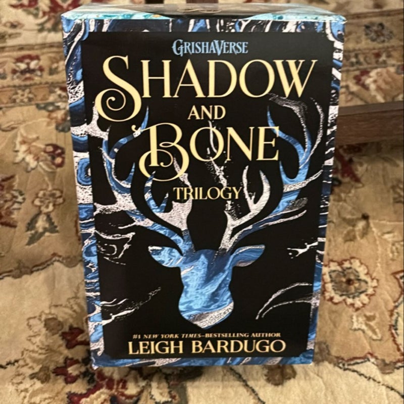 The Shadow and Bone Trilogy Boxed Set