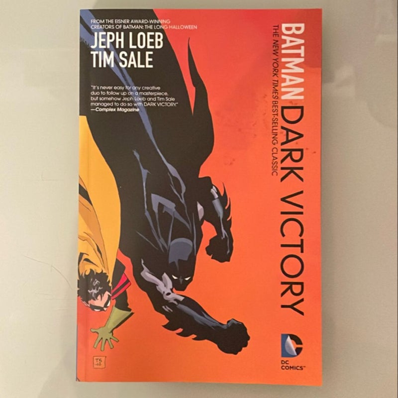 Batman: Dark Victory (New Edition)