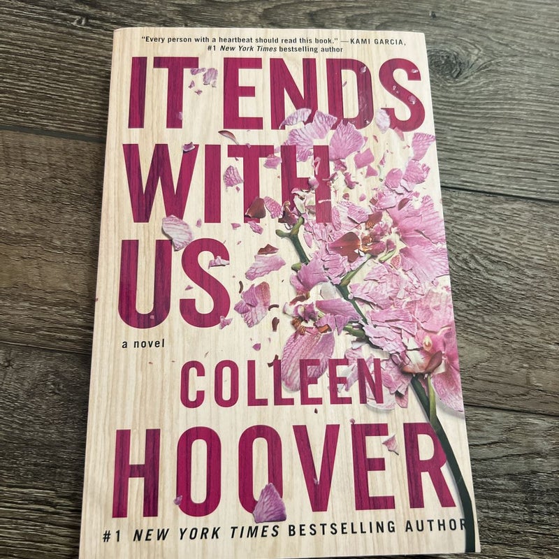 It Ends with Us: A Novel (Paperback)