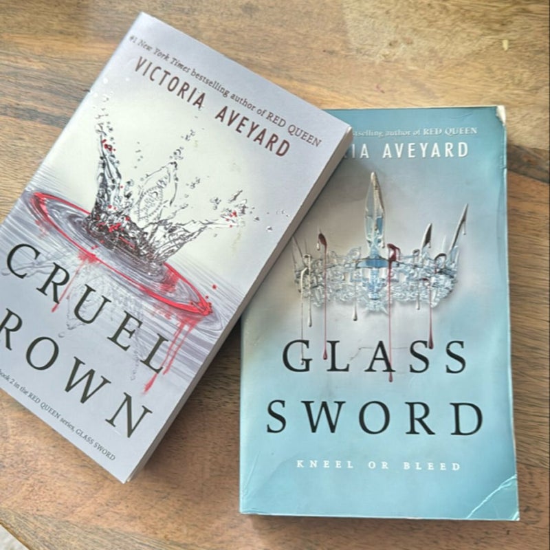 Glass sword and cruel crown 