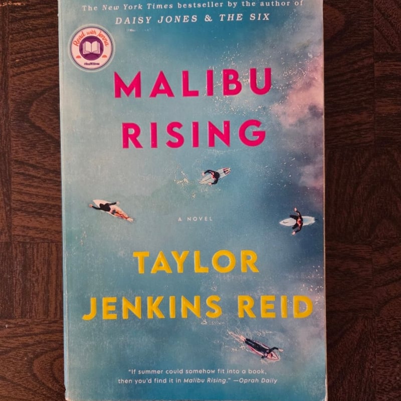 Malibu Rising by Taylor Jenkins Reid, Paperback | Pangobooks
