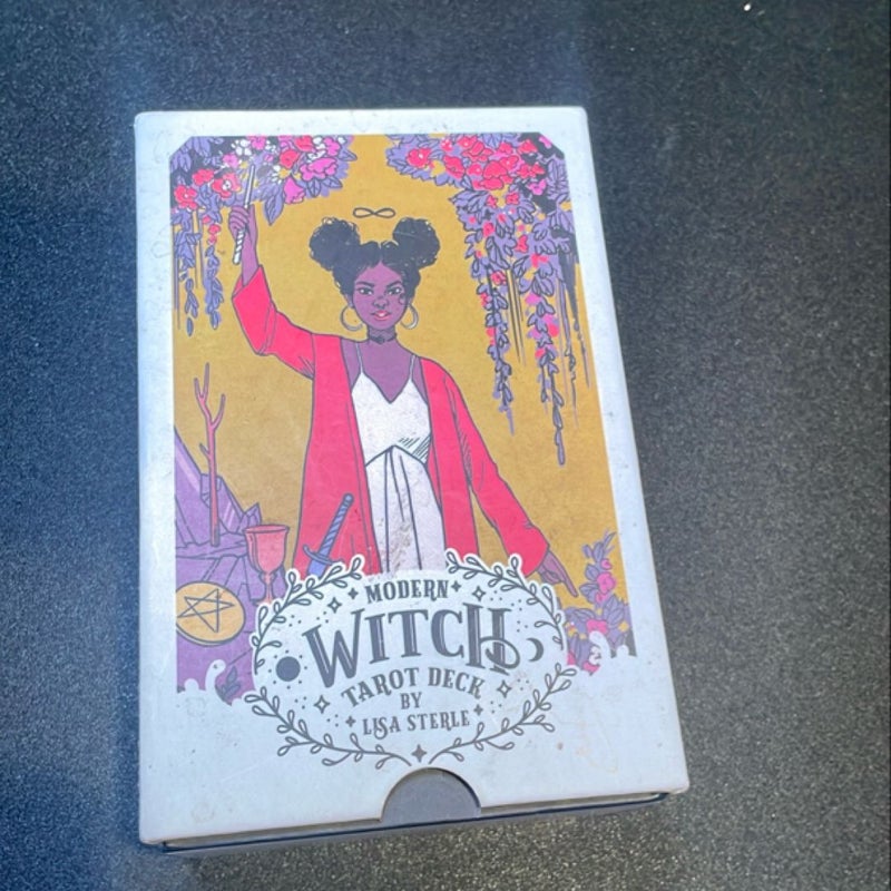 The Modern Witch Tarot Deck