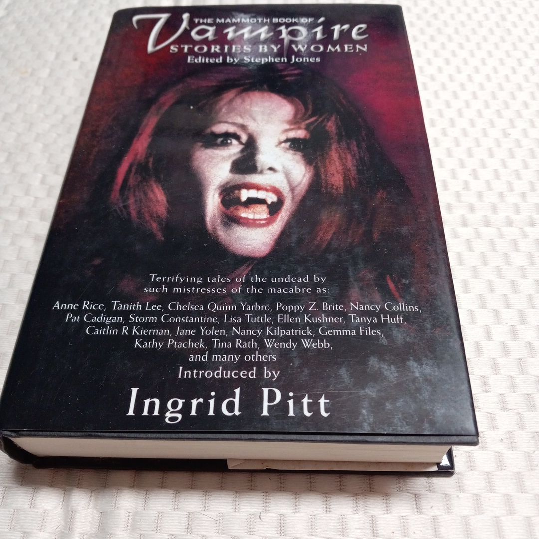 The Mammoth book of VAMPIRE